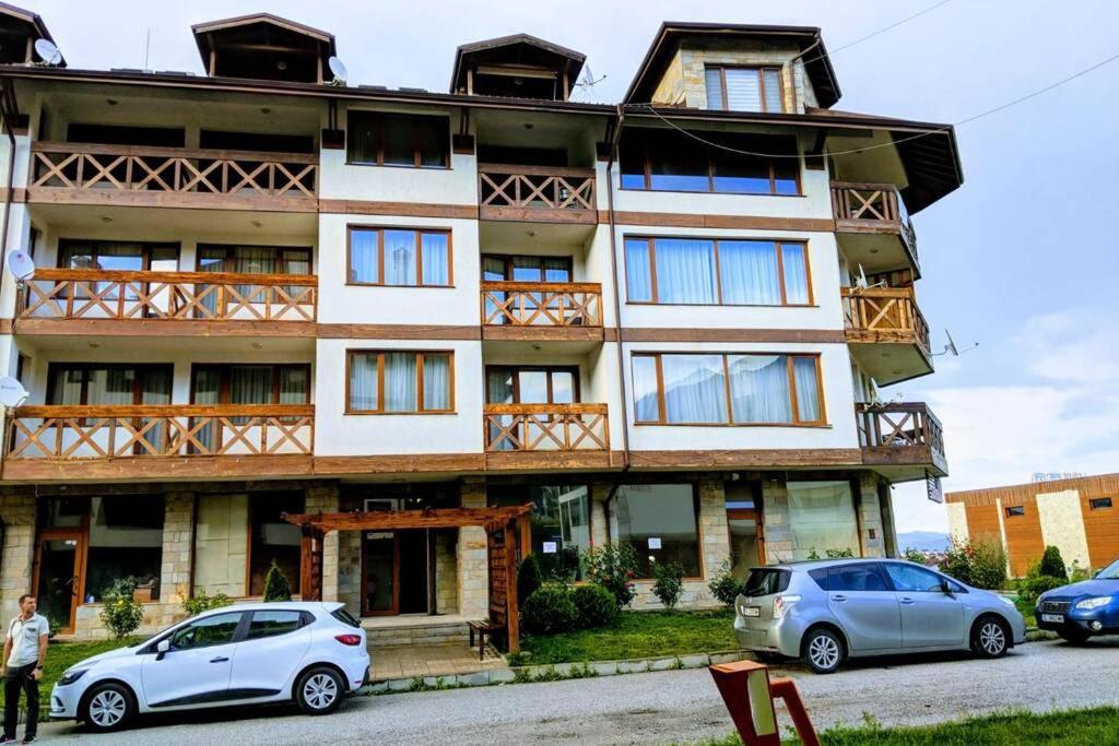 Large Gondola Apartment - Center, Neon Bansko Zewnętrze zdjęcie
